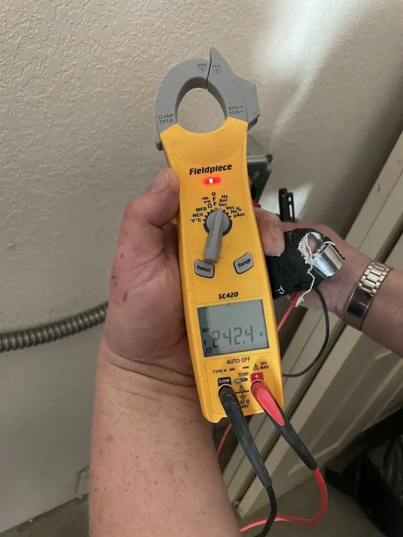 Voltage testing with clamp meter during Aluminum Wiring Replacement in Franklinton